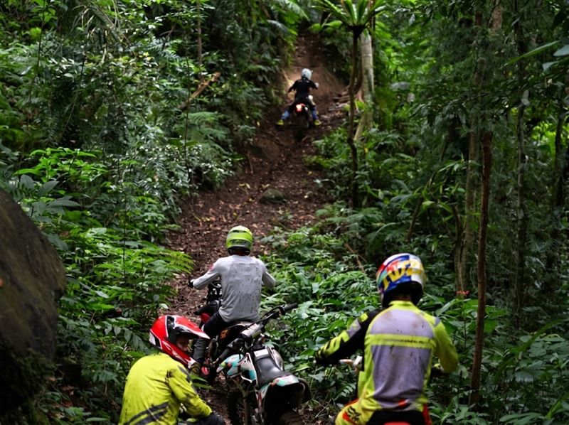 booking Lombok enduro tours