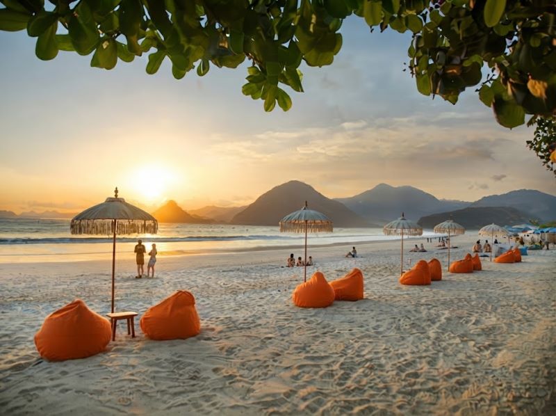 sunset views ini south Lombok