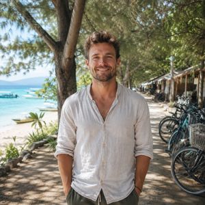 Traveler exploring Gili Trawangan from Lombok