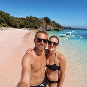 Pink Beach Lombok couple day trip