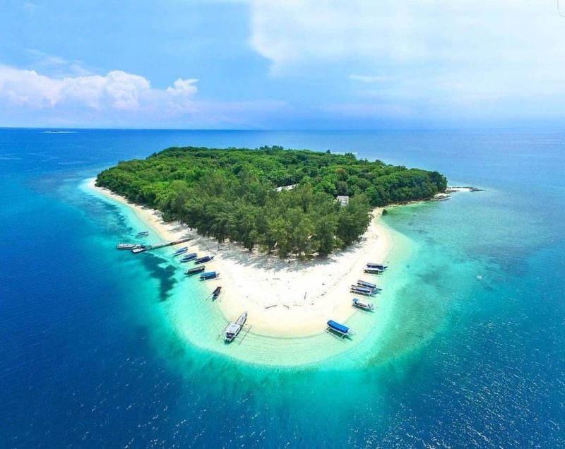 paket tour Lombok 1 hari