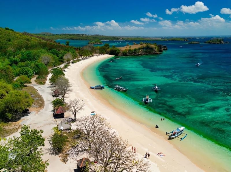 PT Lombok Tour Holiday